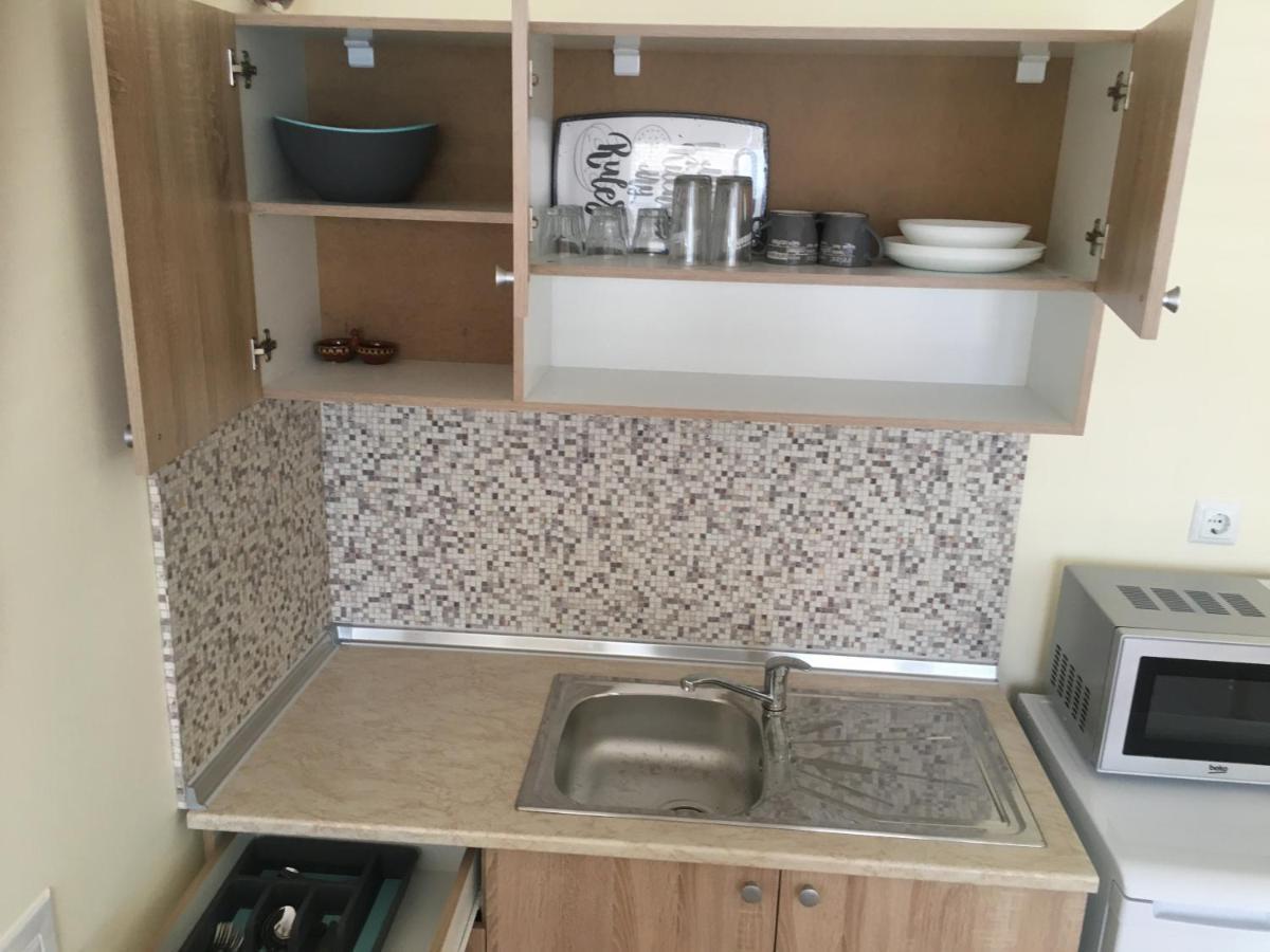 Rent Apartments Martin Beach Pomorie Bagian luar foto